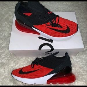 Nike AirMax 270 NWT size 11